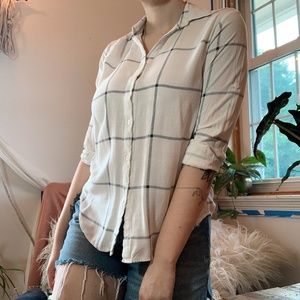 2/3 Sleeve Checked Blouse